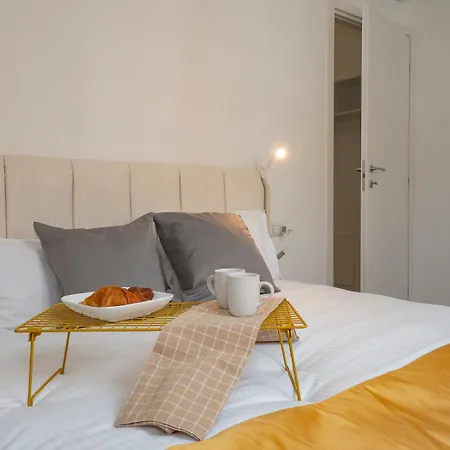 Xenia Apartments - Renovated Flat In Navigli Area-3